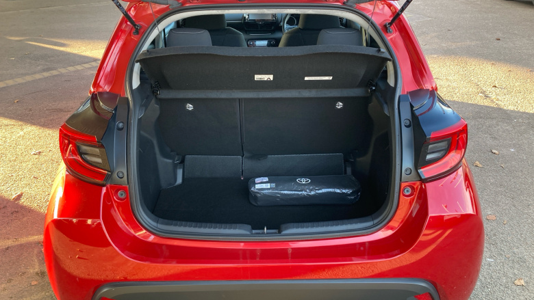 Toyota Yaris 1.5 Hybrid Design 5dr CVT Hybrid Hatchback